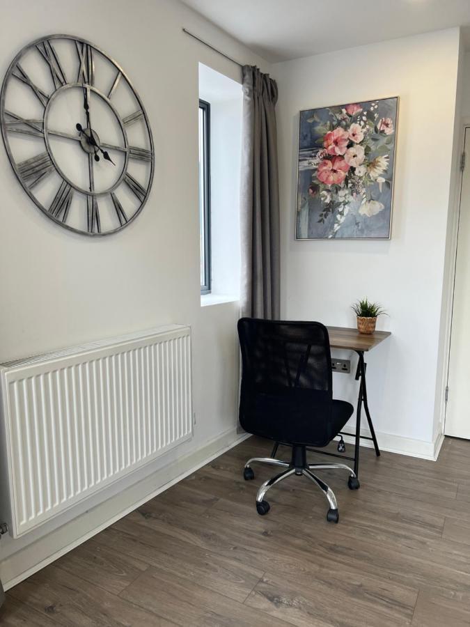 Villa 3Bed Flat 3Wc And Great Location Near Excel City Airport O2 And Canning Town Station London Exterior foto