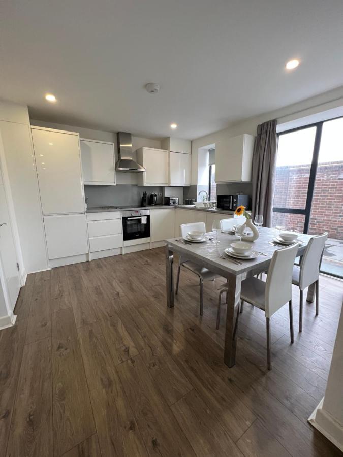 Villa 3Bed Flat 3Wc And Great Location Near Excel City Airport O2 And Canning Town Station London Exterior foto